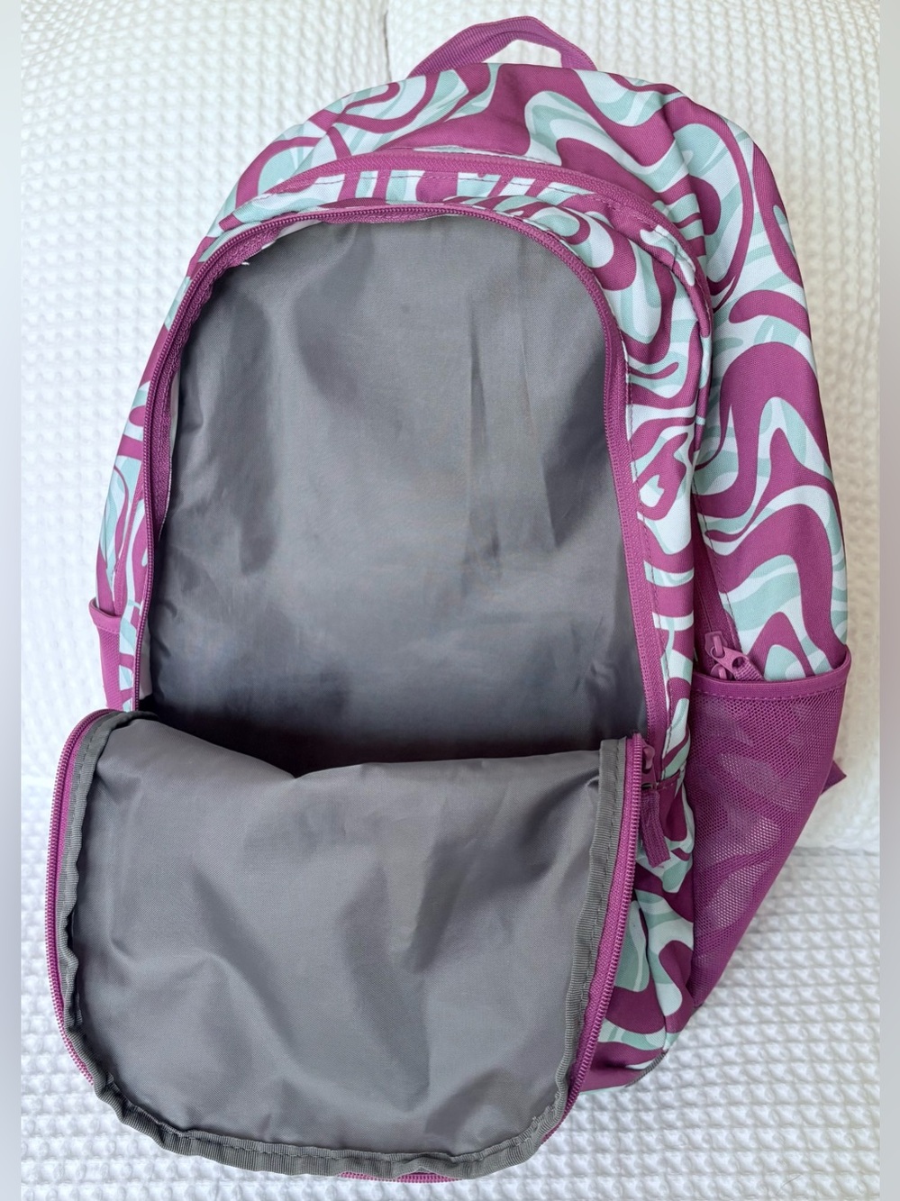 Lands End backpack - Picture 10 of 14